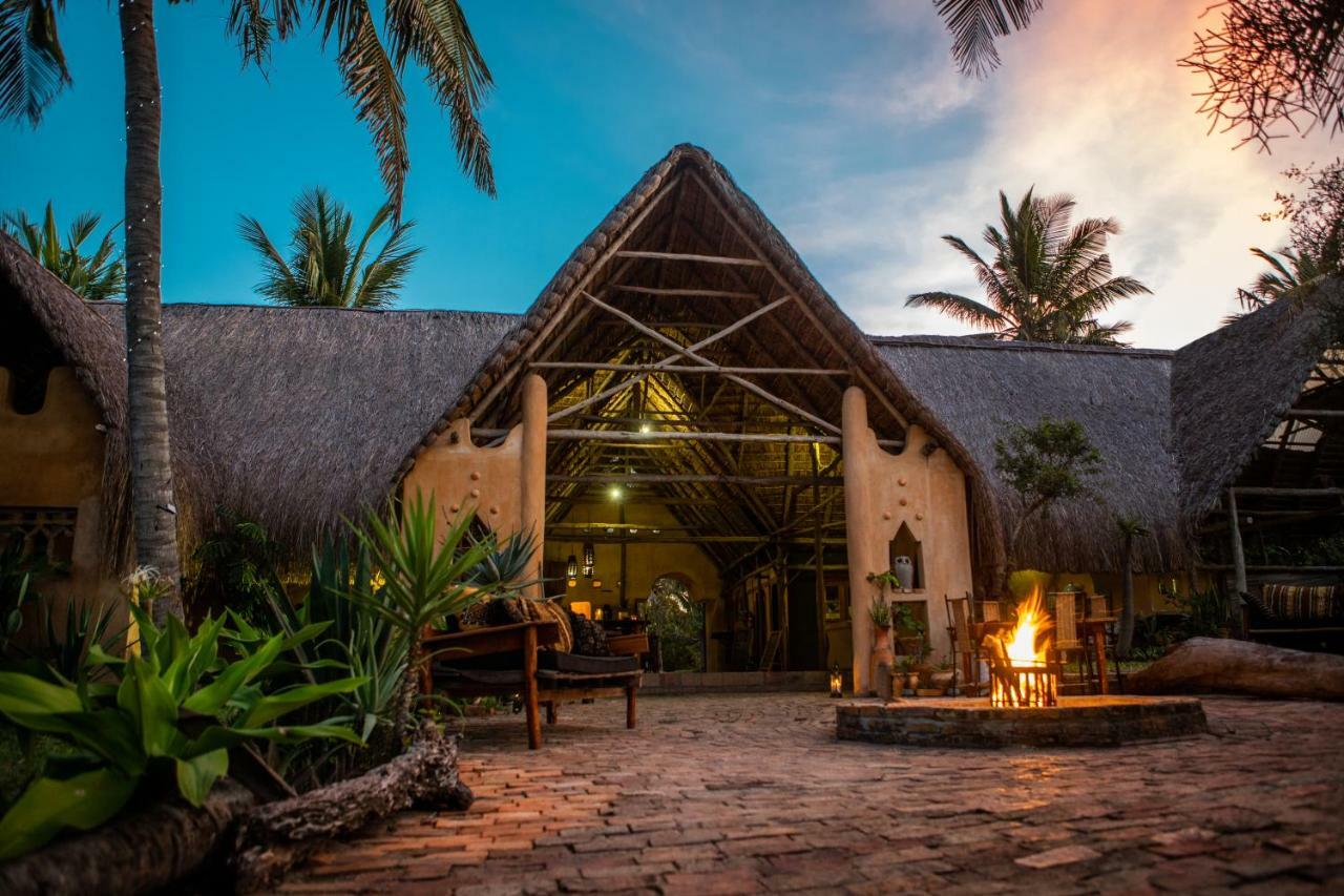 Turtle Cove Lodge And Yoga Shala Praia do Praia do Tofo Eksteriør bilde